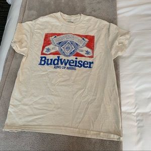 BUDWISER GRAPHIC TEE